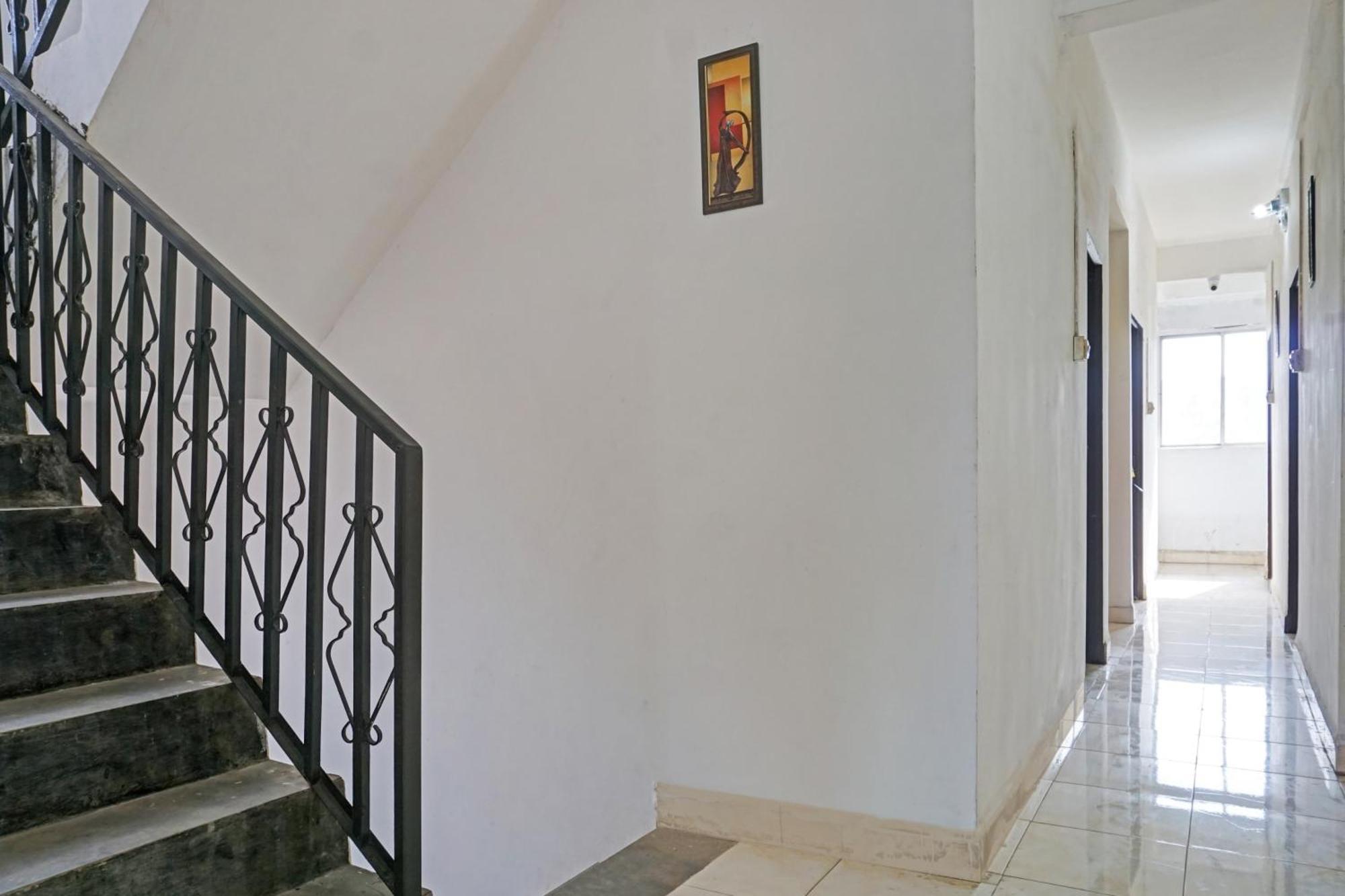 Hotel O Krishna Executive 辛加瓦迪 外观 照片